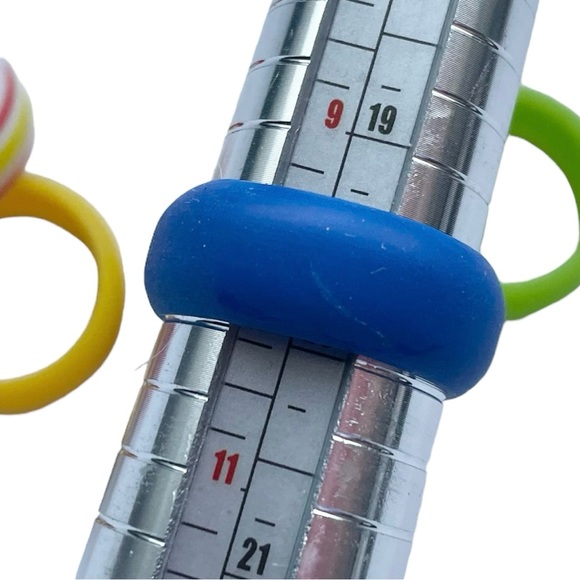 NEW - 7 Rings - Silicone Bands Size 10 - Picture 7 of 10